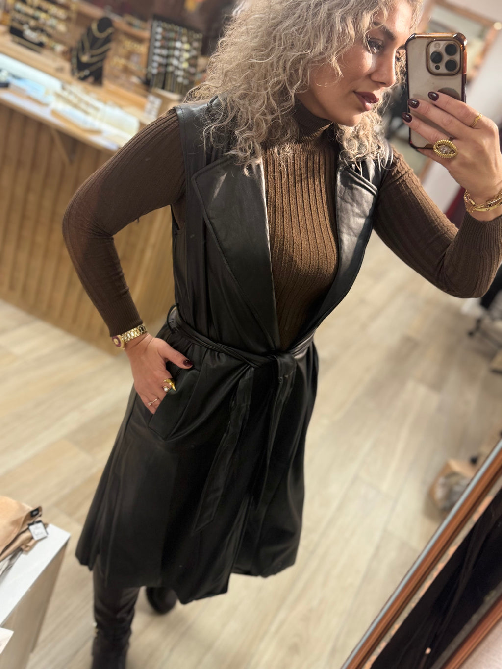 Lederlook lang vest zonder mouwen